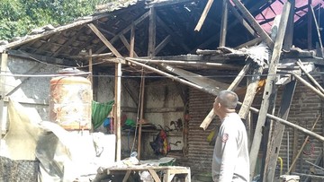 Guncangan Dini Hari di Sukabumi: Gempa M 4,2 Sebabkan Kerusakan Rumah Warga