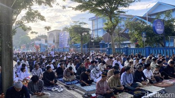 Ribuan Jemaah Muhammadiyah Sukabumi Laksanakan Salat Idulfitri 1447 H di Kawasan Kampus UMMI