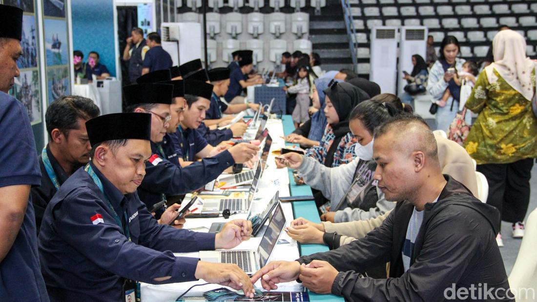 Antusiasme Warga Sambut Lebaran: Layanan Penukaran Uang BI di GBK Diserbu Menjelang Idulfitri 2026