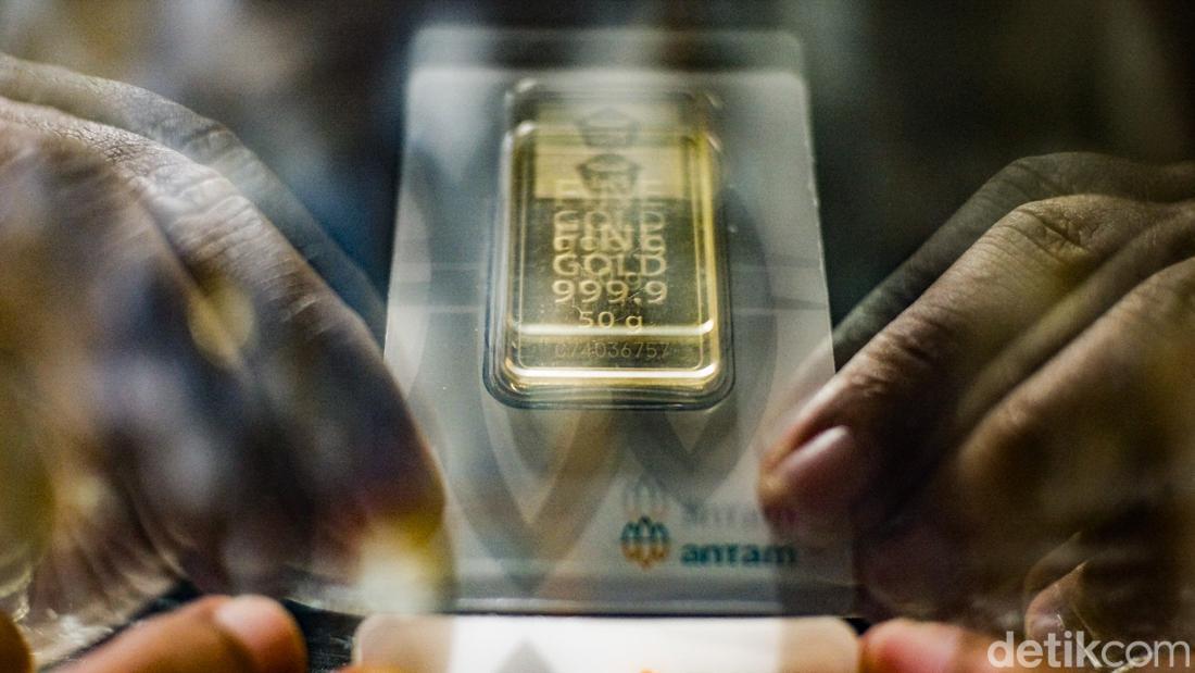 Harga Emas Antam Terkoreksi: Simak Update Terkini dan Faktor Pendorongnya (12 Maret 2026)